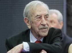 Jan Kobuszewski obchodzi 82. urodziny, ale nie ma powodów do świętowania