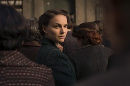 Debiut reżyserski Natalie Portman: "Opowieść o miłości i mroku"