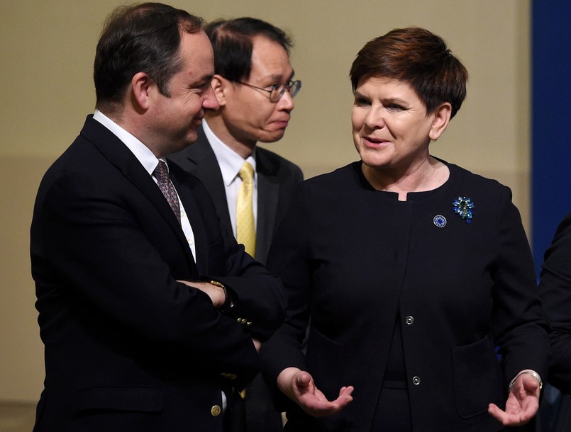 Premier Szydło przy okazji stambulskiego szczytu spotkała się z przedstawicielami Polskiej Akcji Humanitarnej