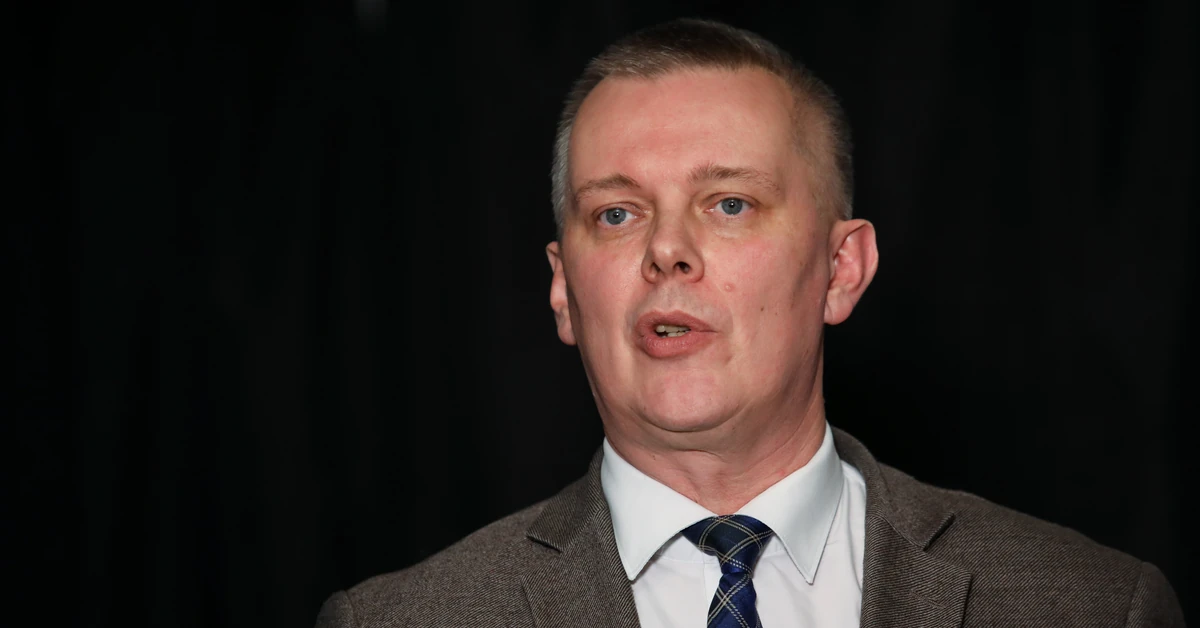 Siemoniak o Papie: Premiera nie zawsze trzeba lubić, ale trzeba go szanować