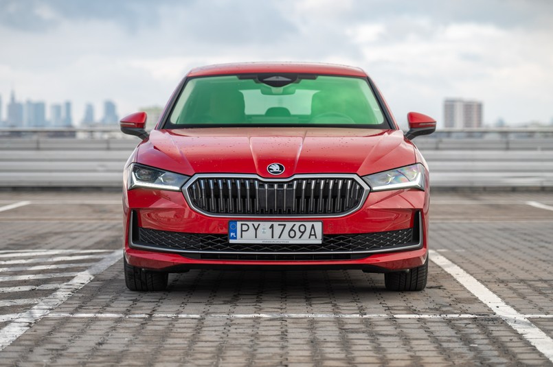 Skoda Superb Liftback 2.0 TDI