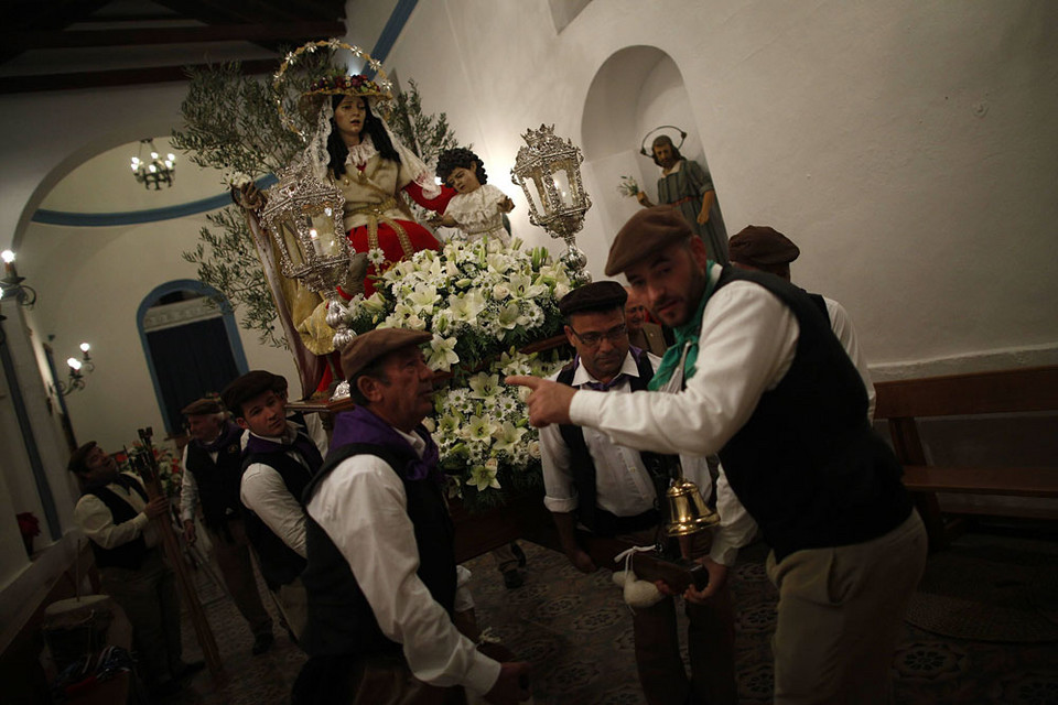 Divina Pastora procession