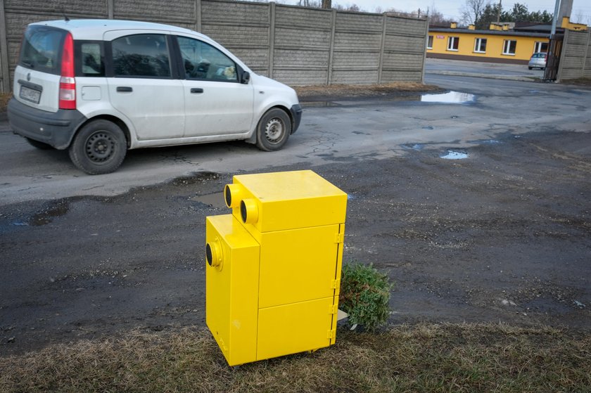 Sołtys Pogórza, jak szeryf! Wymyślił bat na kierowców!