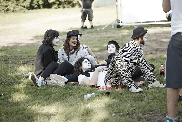 Ewa Farna na planie klipu do piosenki 'Znak'