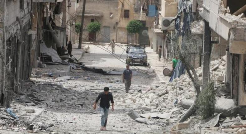 Dozens killed in Aleppo battle