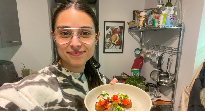 I made Florence Pugh's garlic crostini recipe.Rachel Askinasi/Isnider