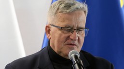 bronisław komorowski: polska jest przegrana. oskarżył m.in. tuska
