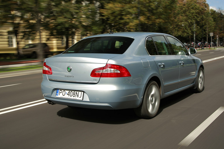 Skoda Superb 1.4: Mały nie znaczy słaby