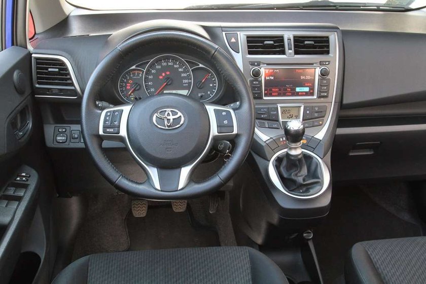 Toyota Verso S kontra Hyundai ix20 i Citroen C3 Picasso