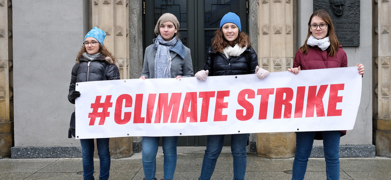 Ponad 200 polskich naukowców wsparło klimatyczny strajk młodzieży. „Widzą, że ich przyszłość jest zagrożona”