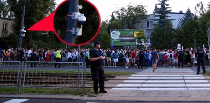 Kamery pod domem Kaczyńskiego. Śledziły protestujących, potem zniknęły