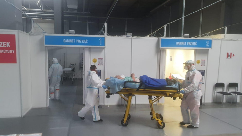 Szpital tymczasowy w Kielcach przyjmie większą liczbę pacjentów