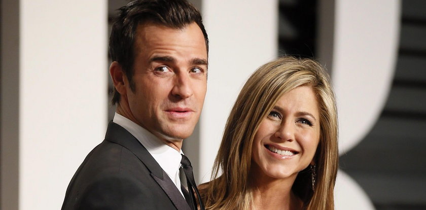 Mąż zostawił Aniston przez liściki miłosne od Brada Pitta?
