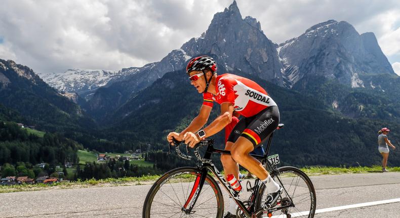 Adam Hansen has completed more of cycling's three-week races in a row than any rider.