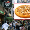 Pizza z wężem to nowy przysmak w Pizza Hut w Hongkongu. Zamiast bazy pomidorowej sos z uchowca