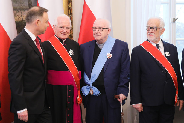 Prezydent Andrzej Duda, ojciec Jacek Salij, ksiądz Jan Sikorski oraz satyryk Jan Pietrzak