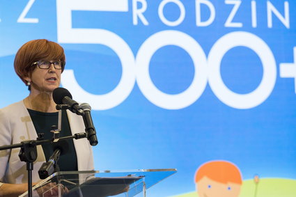 Minister Rafalska: zmian w ubieganiu się o 500 plus nie będzie