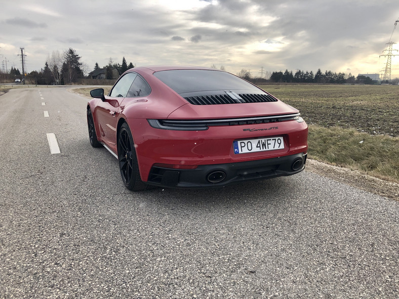 Porsche 911 Carrera GTS