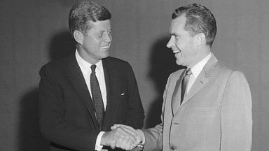 Te debaty przeszły do historii. Kennedy pokonał Nixona nie tylko merytorycznie