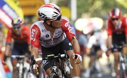 Tour de France: Caleb Ewan zwyciężył w Tuluzie [WYNIKI I KLASYFIKACJA GENERALNA]