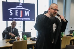 Uchylenie immunitetu Braunowi. Jest decyzja komisji regulaminowej