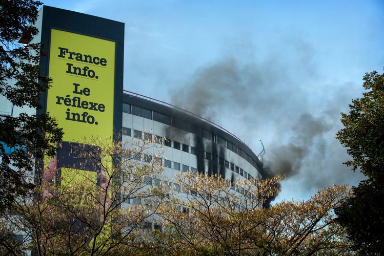 Pożar w siedzibie francuskiego radia publicznego w Paryżu