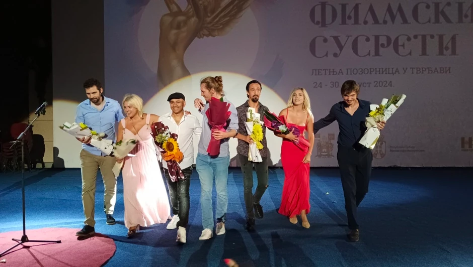 Prikazan i film "Nedelja"