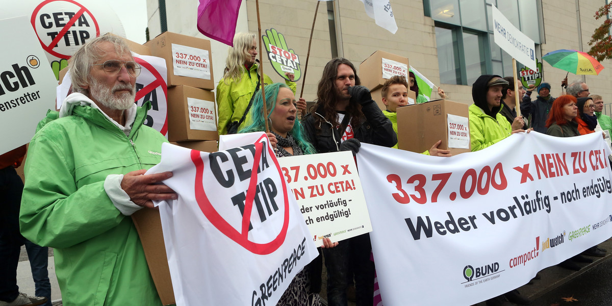 PE ratyfikował umowę handlową CETA