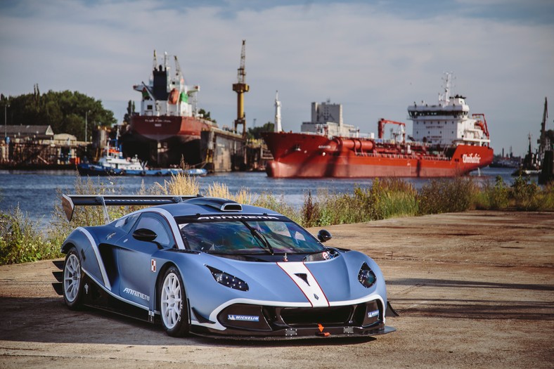 Arrinera Hussarya GT