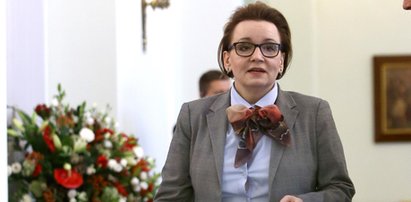 Obłuda minister PiS! Sama sobie przeczy