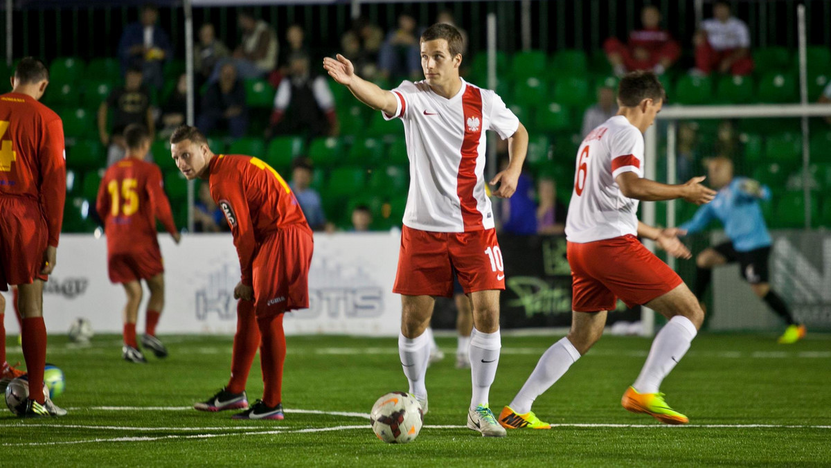 Z miesiąca na miesiąc w Lidze Nike Playarena odbywa się coraz więcej meczów. Po dosyć spokojnym początku sezonu 2013/2014, zawodnicy LNP w końcu zaczęli imponować aktywnością. We wrześniu rozegrano w całej Polsce aż 1931 spotkań ligowych, a najwięcej odbyło ich się po raz kolejny w Łodzi, która staje się powoli nową "stolicą" rozgrywek.