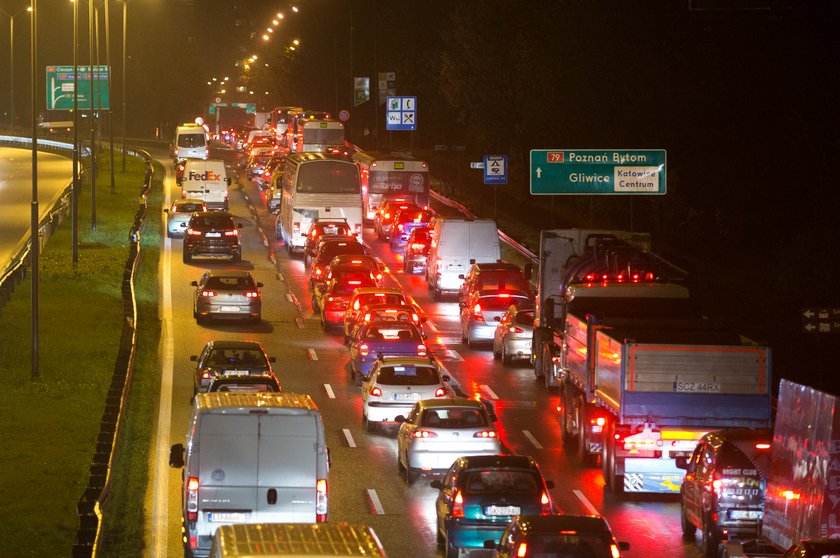 Tunel paraliżuje Katowice