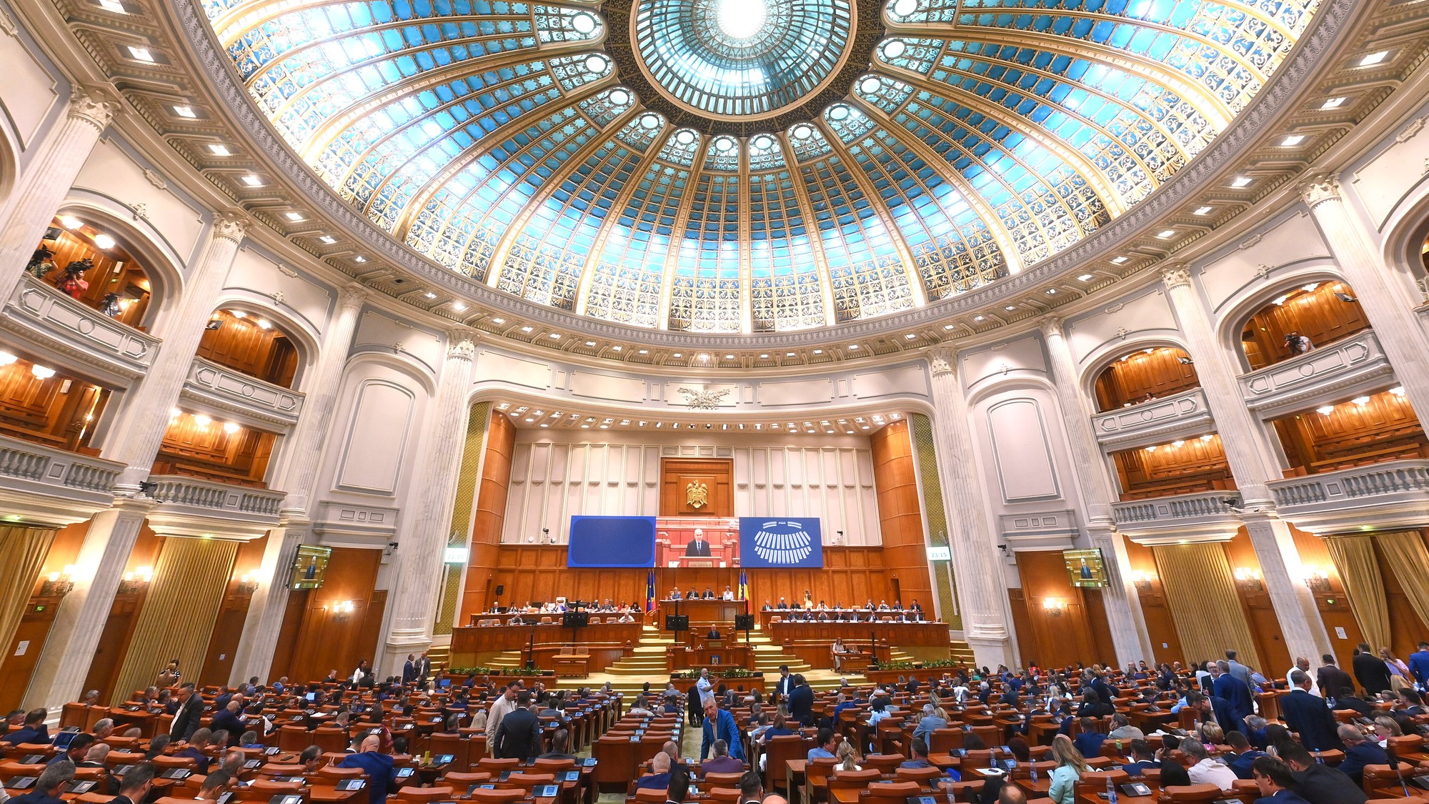 Rumunský parlament. 