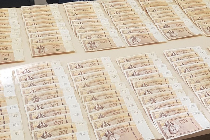 Inspektor primio 20.000 KM obeleženih novčanica 