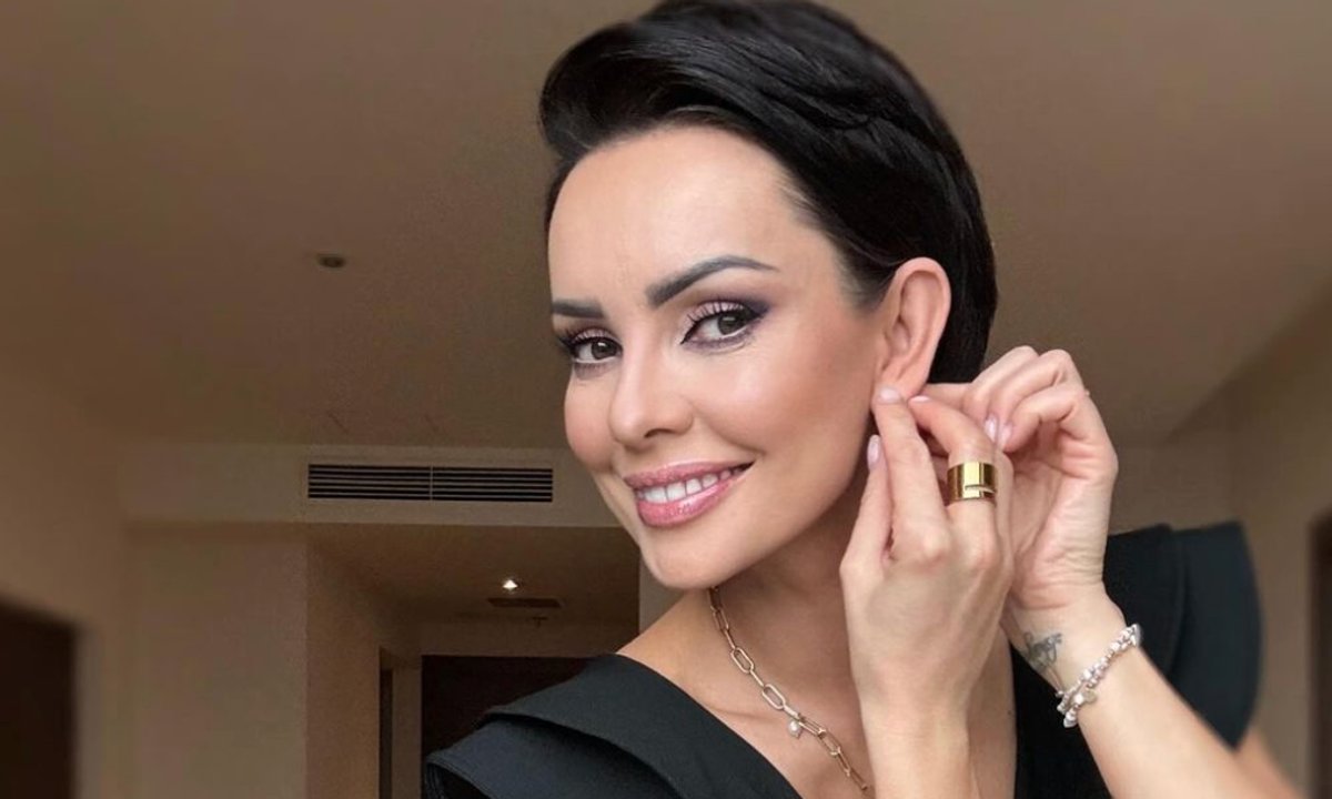 Dorota Gardias w najmodniejszej sukience sezonu. Ten wzór wrócił do łask i jest hitem lata