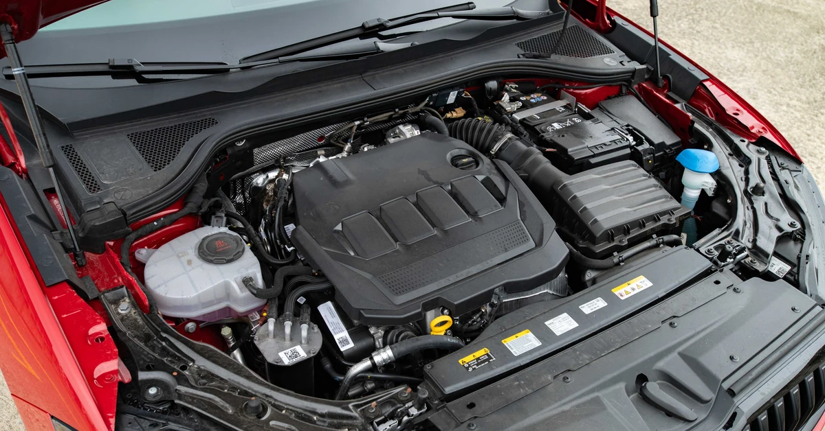 Co z zakazem sprzedaży aut spalinowych? Jest stanowisko KE, branża reaguje