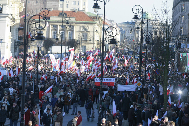 Prokuratura umarza śledztwo w sprawie transparentów