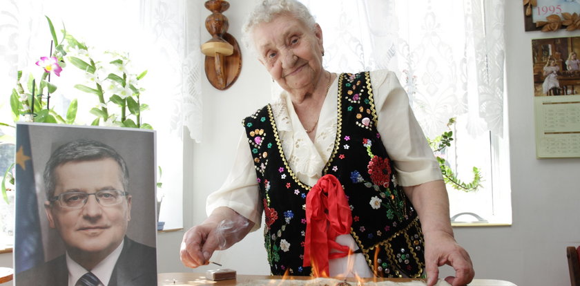 Szeptucha zdejmuje urok z prezydenta