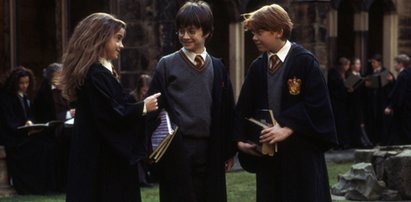 "Harry Potter i kamień filozoficzny". Tak się zaczęła ta historia. Obejrzyjmy pierwszą część sagi