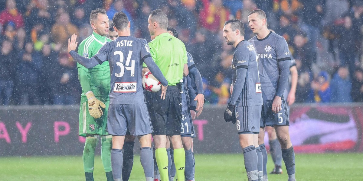 Legia oszukana w Kielcach. Sędziowie odebrali jej zwycięstwo?