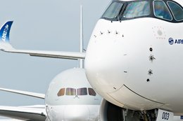 Airbus przyspiesza i na koniec roku próbuje prześcignąć Boeinga