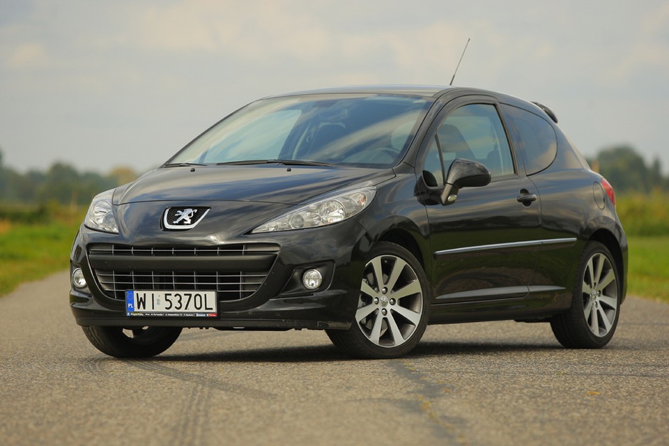 Peugeot 207 робот
