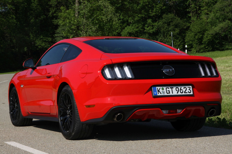 Ford Mustang 2015