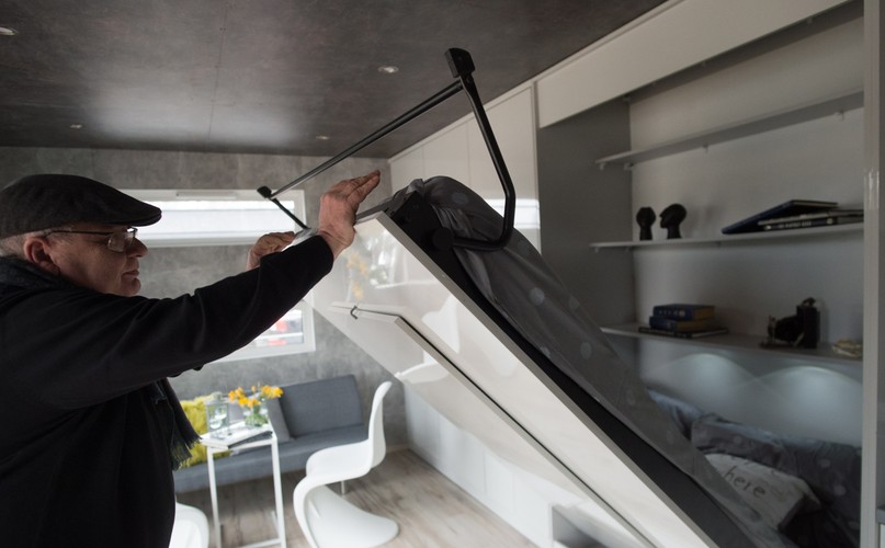 Projekt 25-metrowego M2 do złożenia z paczki. <br><br> fot. (gm/mr) PAP/Grzegorz Michałowski