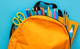 Rodzice coraz więcej dopłacają do szkolnej wyprawki. Gdzie w tym roku jest najtaniej?