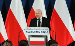 Kaczyński: Tradycja PZPR to jest pan pierwszy sekretarz Tusk i cała ta kamaryla