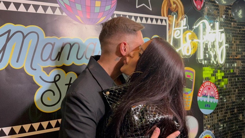 Aleksandra Mladenović na rođendanu Stevana Radivojevića