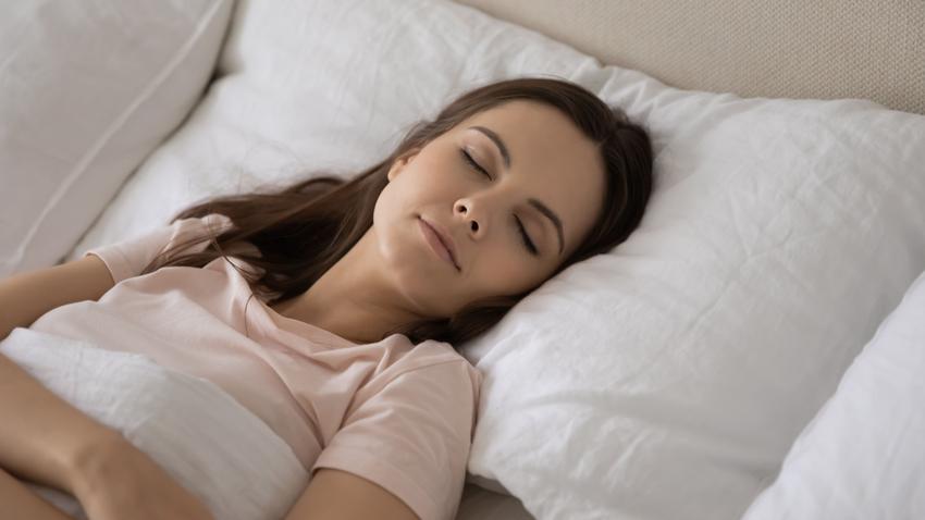 csipkerózsika-szindróma alvászavar vírusfertőzés
