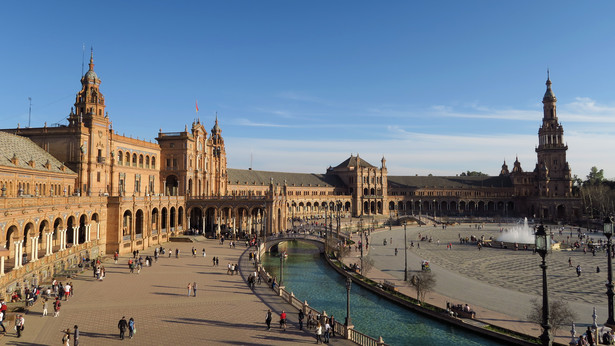 Wstęp na Plaza de España w Sewilli już wkrótce może być płatny