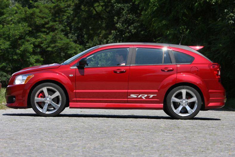 Dodge Caliber SRT4 - Uliczny wojownik